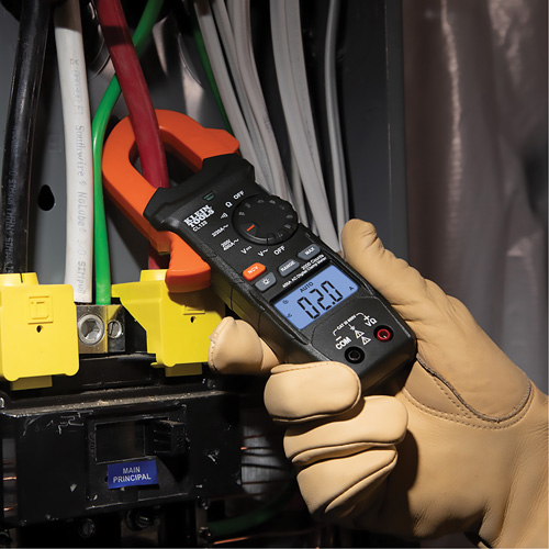 Trousse dessai &eacute;lectrique avec pince-m&egrave;tre OCP Construction Supplies