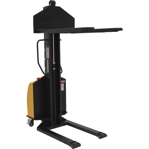 Gerbeur motoris&eacute; avec m&acirc;t &eacute;troit, Fonctionnement &eacute;lectrique, Capacit&eacute; 1000 lb, Lev&eacute;e max 63" OCP Construction Supplies