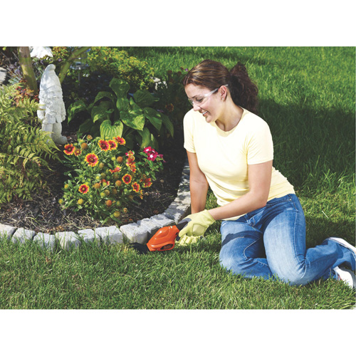 2-in-1 Garden Shear/Shrubber, Battery Powered, 3.6 V, 4"/6" Cutting Width OCP Construction Supplies