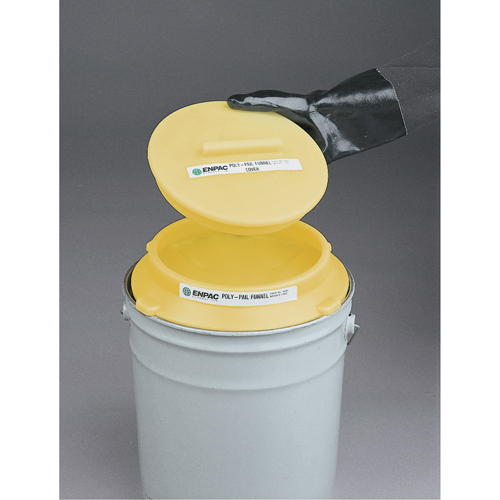 Couvercle pour entonnoirs Poly-Pail Funnel OCP Construction Supplies