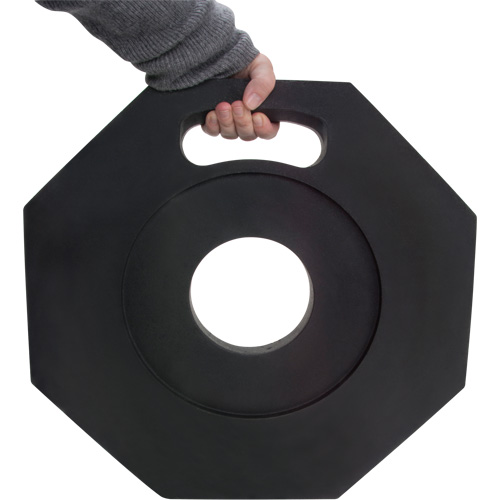 Base en caoutchouc pour poteaux d&eacute;lin&eacute;ateurs de qualit&eacute; sup&eacute;rieure, 12 lb OCP Construction Supplies