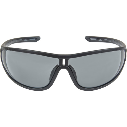 Lunettes de s&eacute;curit&eacute; de s&eacute;rie Z3000, Lentille Grise/fum&eacute;e, Antibu&eacute;e/Anti-&eacute;gratignures, ANSI Z87+/R&eacute;pond ou surpasse la norme CSA Z94.3 OCP Construction Supplies