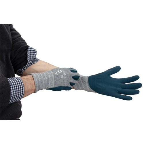 Eco-Friendly Lightweight Coated Gloves, 8, Foam Nitrile Coating, 15 Gauge, Polyester/RPET Shell OCP Construction Supplies
