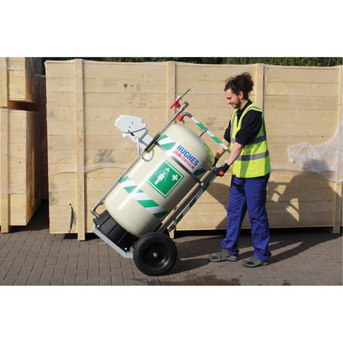 Douche d'urgence mobile et ind&eacute;pendant avec douche oculaire et faciale, Capacit&eacute; 30 gal., Conformit&eacute; Aucune OCP Construction Supplies