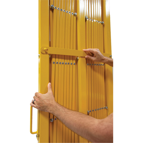 Barri&egrave;re extensible, 84" h x 20' lo, Jaune OCP Construction Supplies
