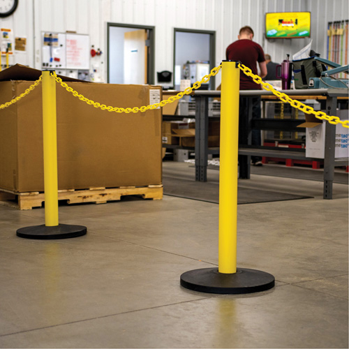 Industrial Stanchion Kit with Plastic Chain, 37" High, Black OCP Construction Supplies