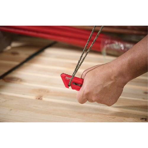 Couteau utilitaire compact pour usage multiple OCP Construction Supplies