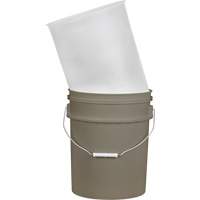 Doublure pour seau en plastique, 11-1/4" dia. x 14" h, 5 gal. US (4,16 gal. imp.) capacit&eacute; OCP Construction Supplies