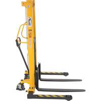 Gerbeur hydraulique manuel, Fonctionnement Pompe manuelle, Capacit&eacute; 2000 lb, Lev&eacute;e max 63" OCP Construction Supplies