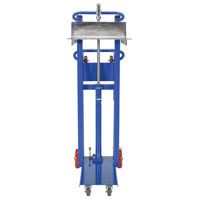 Gerbeur &agrave; plateforme hydraulique, M&eacute;canisme Pompe au pied, Capacit&eacute; de 750 lb, Levage max de 52" OCP Construction Supplies
