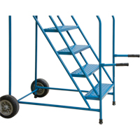 Escabeau roulant avec rails pour acc&egrave;s &agrave; une remorque, 4 marches, Largeur de la marche 22", Hauteur de la plateforme 37", Acier OCP Construction Supplies