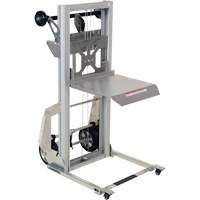 Appareil de levage portatif en aluminium, M&eacute;canisme Pompe au pied, Capacit&eacute; de 200 lb, Levage max de 61" OCP Construction Supplies