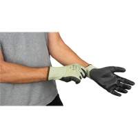 Gants &eacute;lastiques &eacute;cologiques sans coutures r&eacute;sistants &agrave; la coupe, Taille 10, Calibre 13, Rev&ecirc;tement Polyur&eacute;thane, Enveloppe en PEHP/rPET, ASTM ANSI niveau A4 OCP Construction Supplies