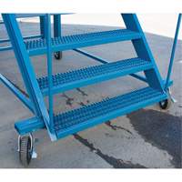 &eacute;chelle &agrave; neige, Acier, 10 Marches, 99" ha, 85-1/2" p, 48" Marche, Stri&eacute; OCP Construction Supplies