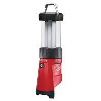 Lanterne et &eacute;clairage &agrave; faisceau concentr&eacute; M12, DEL, 400 lumens, 8 hres de fonctionnement, Bloc-pile Rechargeable, Plastique OCP Construction Supplies